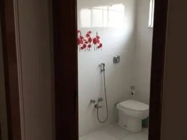 Imagem 5: Casa para Venda Possui 100 Metros Quadrados com 3 Quartos em Marco - Belém - Pará