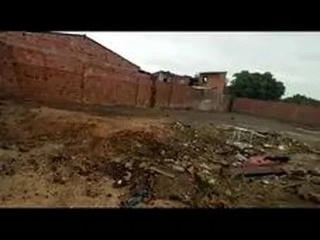 Imagem: Terreno Medindo 15 de Frente Pôr 35 de