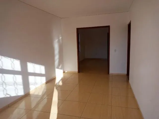 Imagem 4: Casa no Jardim Castelo 3 Quartos Sendo 1 Suíte C/ Hidromassagem, Região Central