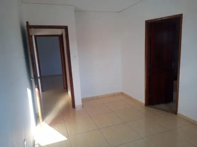 Imagem 6: Casa no Jardim Castelo 3 Quartos Sendo 1 Suíte C/ Hidromassagem, Região Central