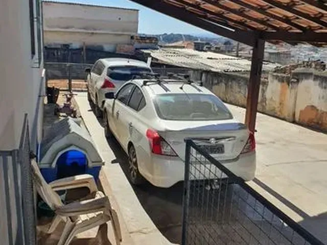 Imagem 2: Casa com 3 Quartos, no São Gabriel Bh