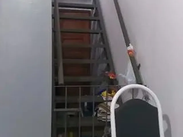 Imagem 10: Casa em Terreno (6 X 25M) - Recebendo Propostas