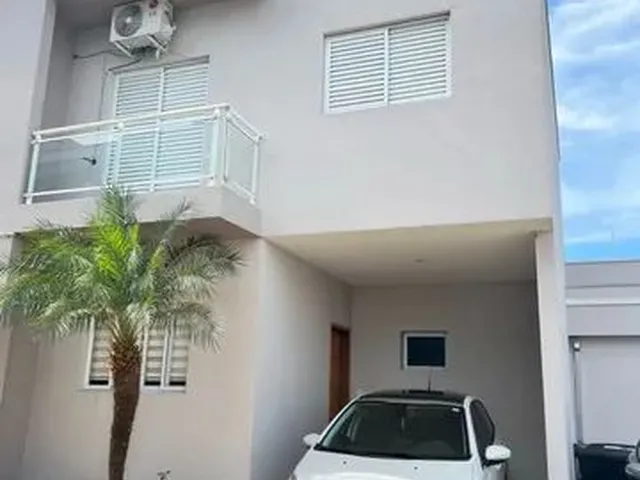 Imagem: A casa em condomínio possui 3 Dormitórios, 1 Suíte, 3