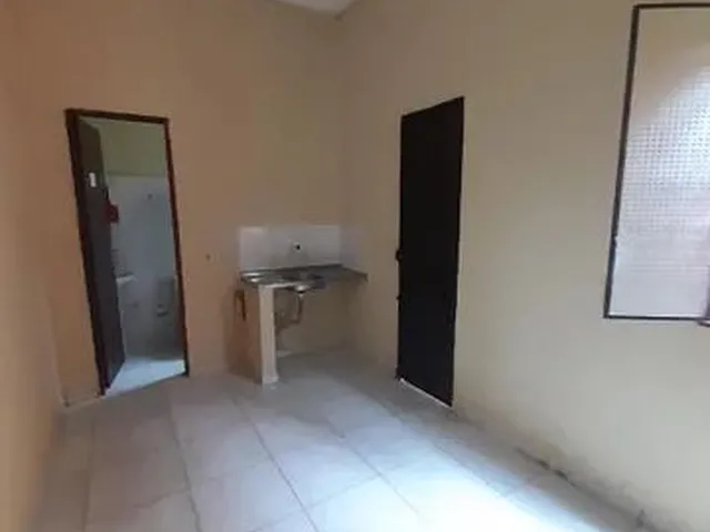 Imagem 4: Apto Térreo com 1 Qto, Sala e Cozinha Separados Distrito