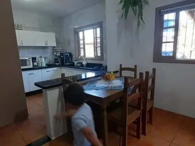 Imagem: Alugo com Luz e Água Incluso