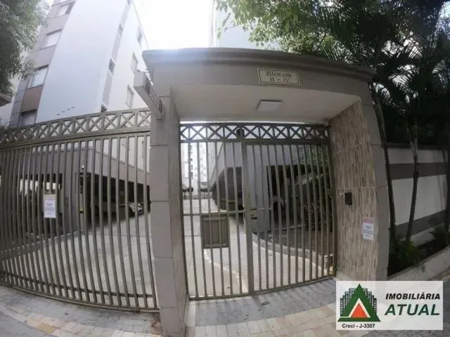 Imagem: O apartamento possui 2 Dormitórios, 1 Banheiro, 1 Vaga na