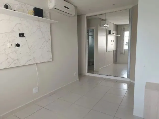 Imagem 2: Aluguel de 2 Dormitórios, Semi-Mobiliado, no Condominio Key Biscayne