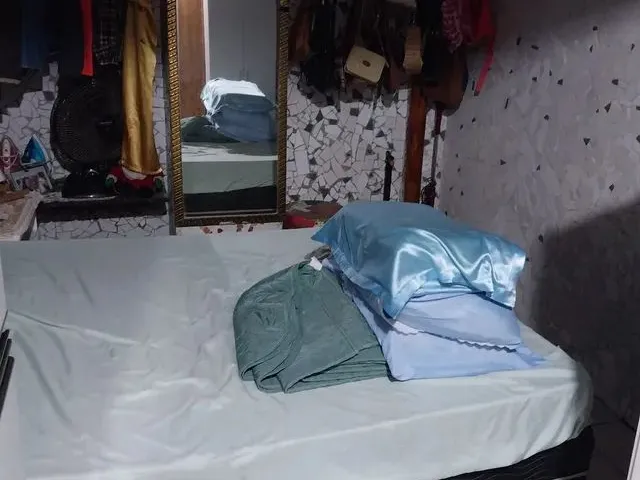 Imagem: Alugo Quarto pra Uma Pessoa Solteira