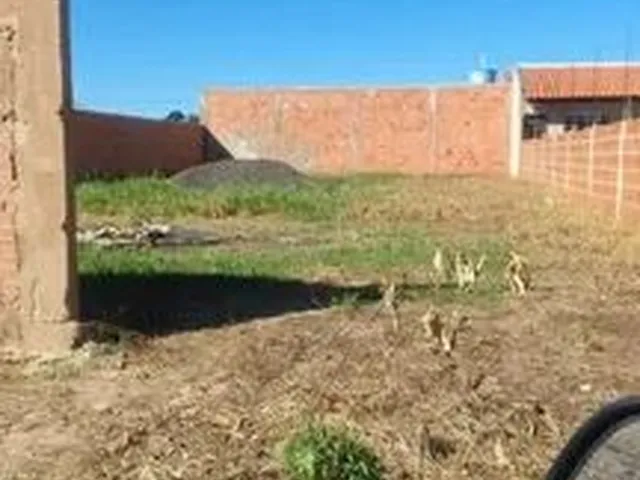 Imagem 1: Vende Se Tereno para Asumir Parcelas