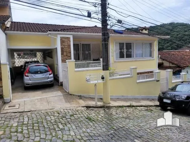 Imagem: Petrópolis - Casa Padrão - Valparaíso