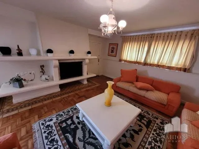Imagem 2: Petrópolis - Casa Padrão - Valparaíso