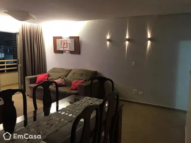 Imagem: O apartamento possui 3 Dormitórios, 2 Banheiros, 1 Vaga na