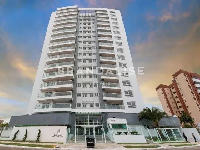 Imagem 1: Apartamento para Venda - 148.9M², 3 Dormitórios, Sendo 3 Suites, 4 Vagas - Centro