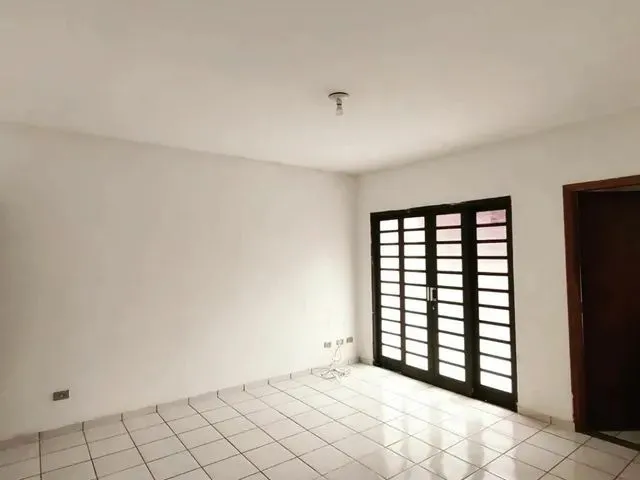 Imagem 1: 02- Casa em Vila Bethânia - Viana