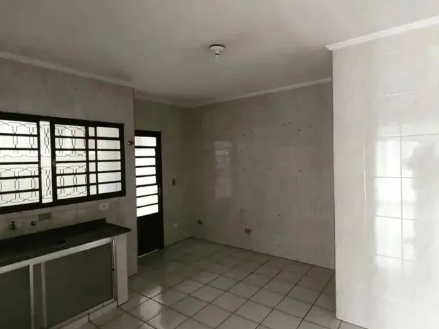 Imagem 4: 02- Casa em Vila Bethânia - Viana