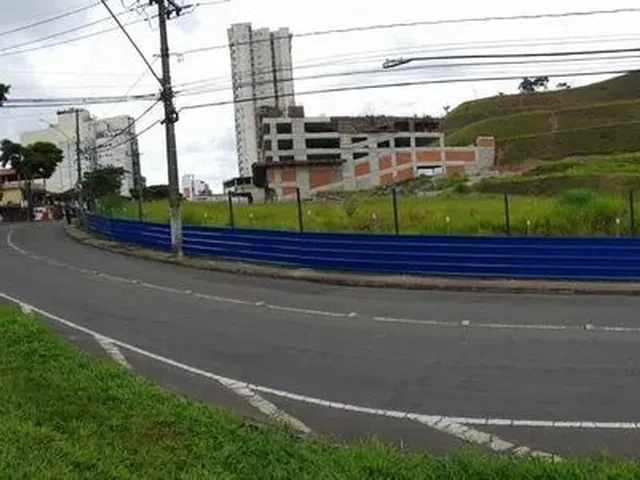 Imagem 3: Apartamento para Venda em Juiz de Fora, Avenida Rio Branco, 2 Dormitórios, 2 Suítes, 2