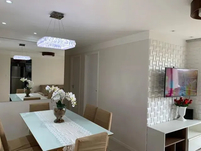 Imagem 1: Apartamento 2/4 com Suíte e Varanda Mobiliado