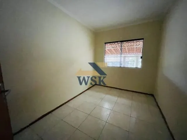 Imagem 3: Casa em Região Central de Laje Individual 3 Quartos