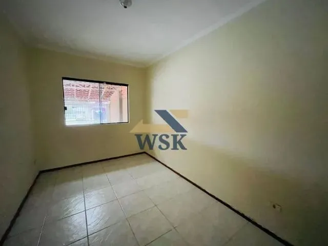 Imagem 4: Casa em Região Central de Laje Individual 3 Quartos