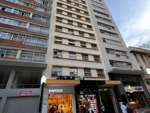 Imagem: Sala Comercial no Ed Baependy - Centro Jf