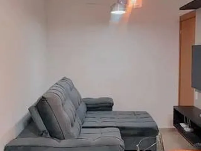 Imagem: O apartamento possui 2 Dormitórios, 1 Banheiro, 1 Vaga na