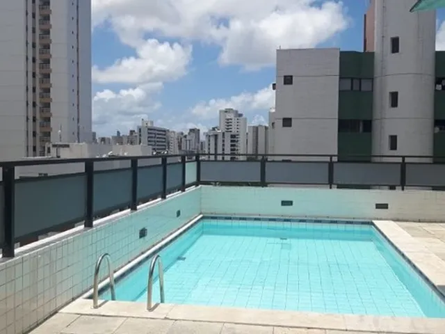 Imagem 13: Vendo Excelente Cobertura com 5 Quartos e Piscina Privativa no Bairro da Madalena/Recife