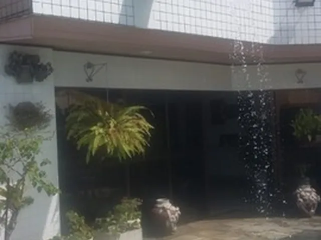 Imagem 9: Vendo Excelente Cobertura com 5 Quartos e Piscina Privativa no Bairro da Madalena/Recife
