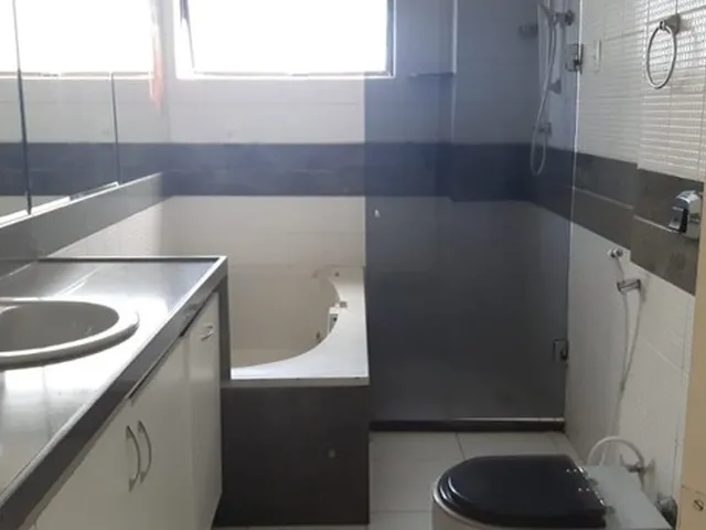 Imagem 3: Vendo Excelente Cobertura com 5 Quartos e Piscina Privativa no Bairro da Madalena/Recife