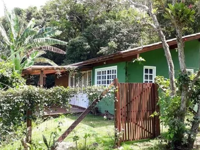 Imagem: Aconchegante Casa com Lareira Prox a Praia