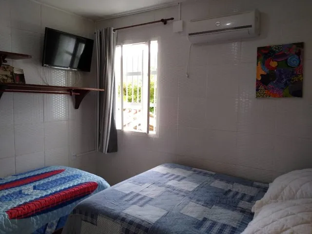 Imagem 9: Casa com 8 Dormitórios À Venda, 120 M² por R$ 1.300.000,00 - Barra da Lagoa