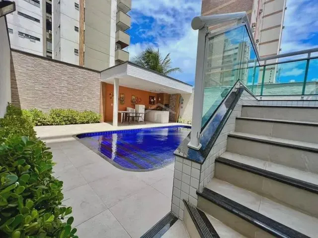 Imagem 14: Apartamento Amplo com Cozinha Planejada, Móveis Fixos e em Uma Localização Super