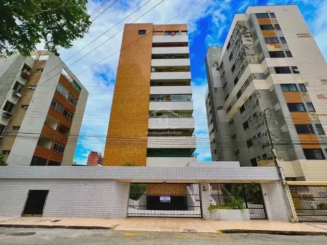 Imagem 11: Apartamento Amplo com Cozinha Planejada, Móveis Fixos e em Uma Localização Super