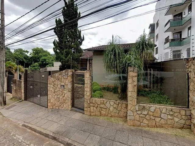 Imagem: Itabira/Mg Casa com 3 Quartos no Bairro