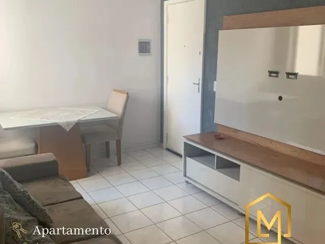 Imagem: O apartamento possui 2 Dormitórios, 1 Banheiro, 1 Vaga na