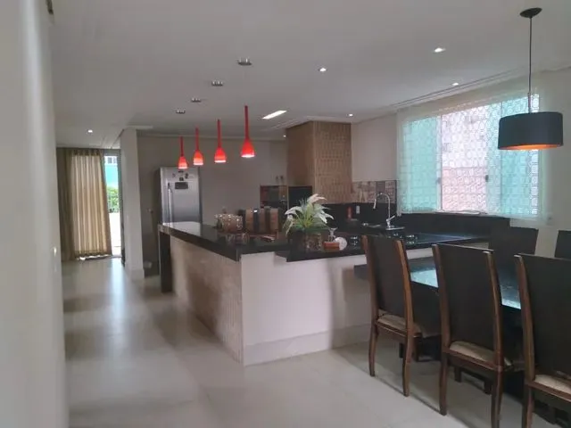Imagem: Excelente Casa no Ponto Nobre do Bairro