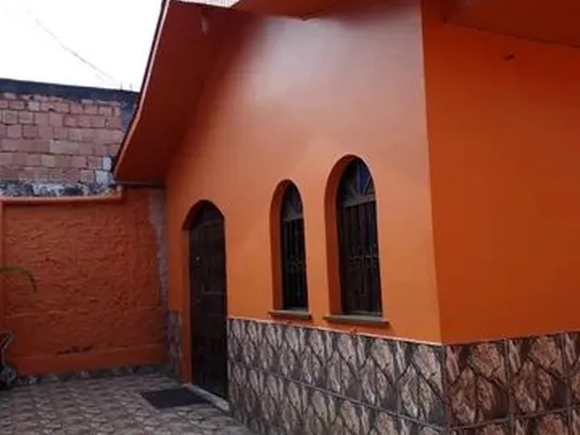 Imagem: Bela Casa Localizada Próximo a Prefeitura