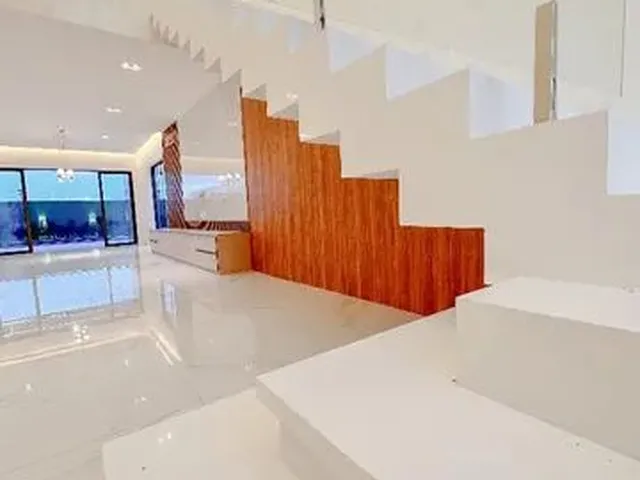 Imagem 7: Casa Duplex com Moveis Fixos na Cidade Alpha Disponível pra Venda