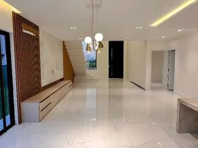 Imagem 4: Casa Duplex com Moveis Fixos na Cidade Alpha Disponível pra Venda