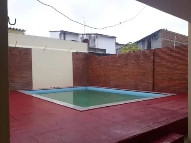 Imagem 9: Casa Duplex em Cidade Satélite - 5/4 Suítes - Piscina