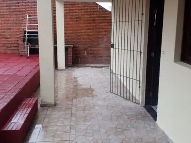 Imagem 3: Casa Duplex em Cidade Satélite - 5/4 Suítes - Piscina