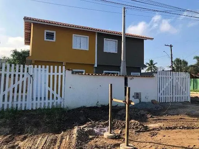 Imagem: Casa com 2 Dormitórios À Venda, 70 M²