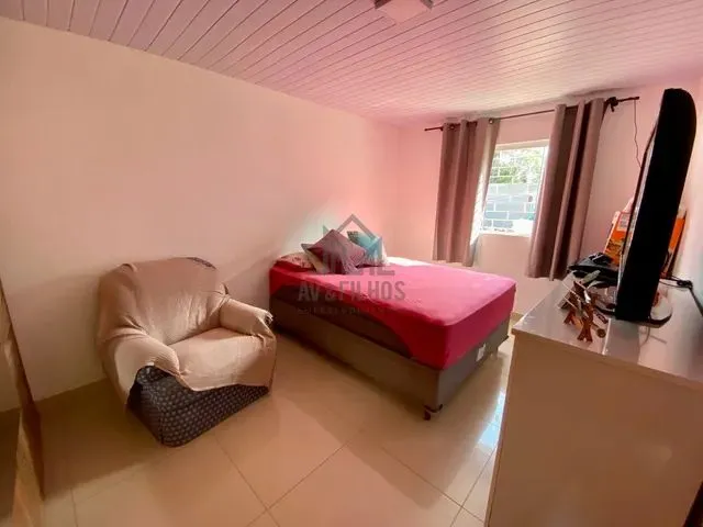 Imagem 10: Casa a Venda com Amplo Terreno
