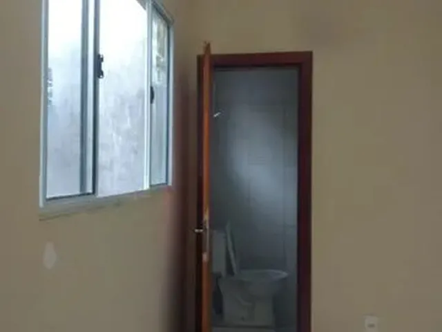 Imagem 2: Aluga-Se Kitnet em Maringá / Civit I