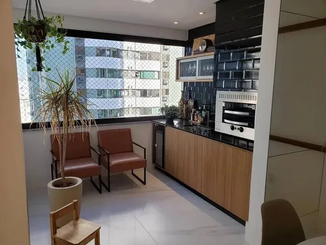 Imagem: O apartamento possui 2 Dormitórios, 1 Banheiro, 1 Vaga na