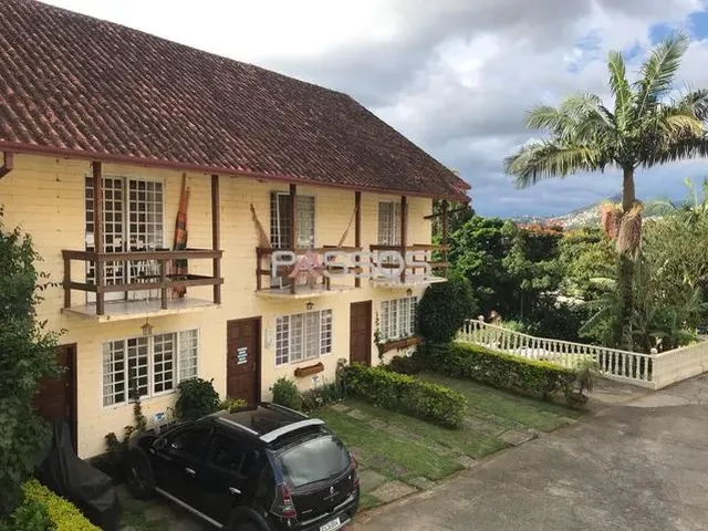 Imagem 1: Casa Ensolarada, Cond. Triplex 03 Quartos C/Lazer e Ótima Localização!!