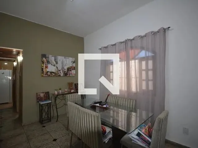 Imagem: Casa para Aluguel - Irajá, 3 Quartos, 90