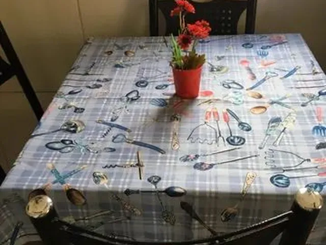 Imagem: Alugo Pequena Kitnet Mobiliado no Icarai