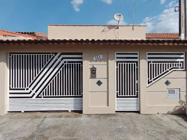 Imagem: Casa com 2 Quartos em Roseira