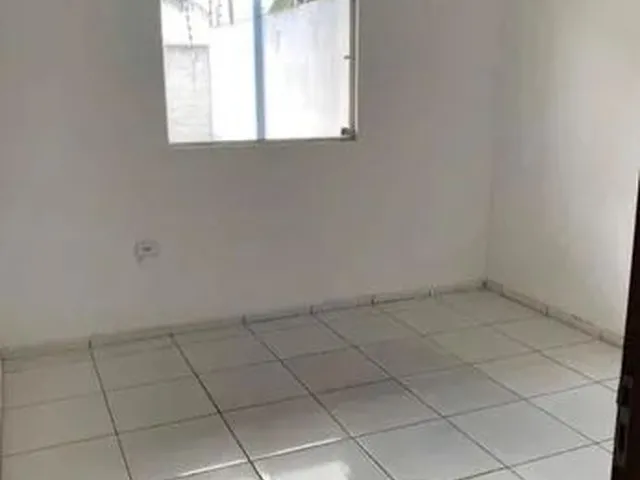 Imagem 2: Aluga-Se. Casa Ampla no Tomba