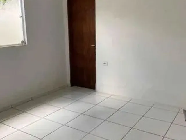 Imagem 9: Aluga-Se. Casa Ampla no Tomba